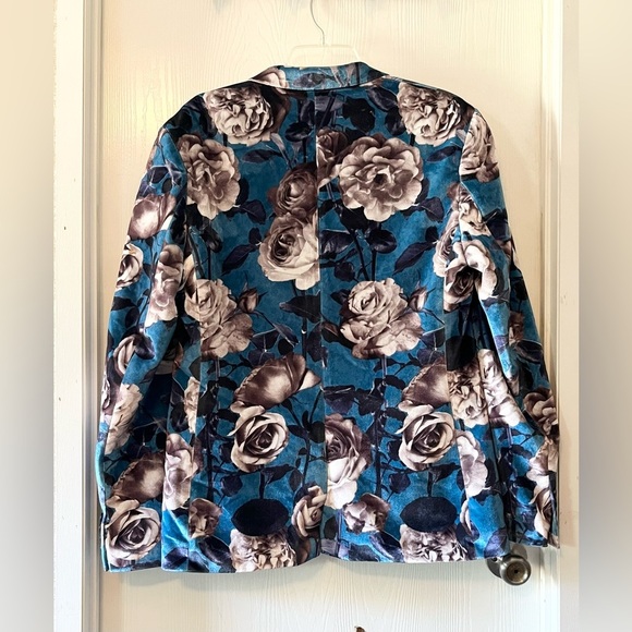 ASOS Velvet Blazer with Floral Design - Picture 4 of 6